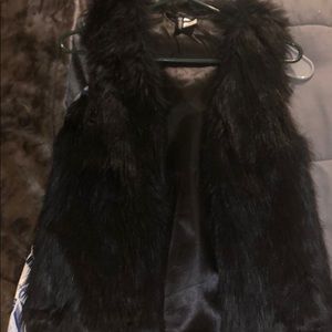 Fur vest
